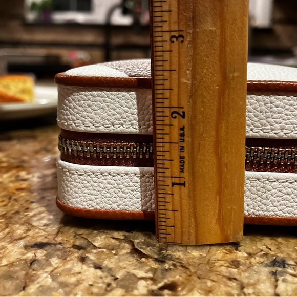 NWOT Mark & Graham Concourse Cognac Travel Jewelry Case - Picture 8 of 8